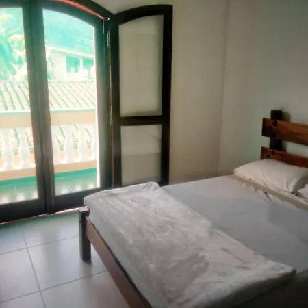 Ombak Guest House Ubatuba Exterior photo