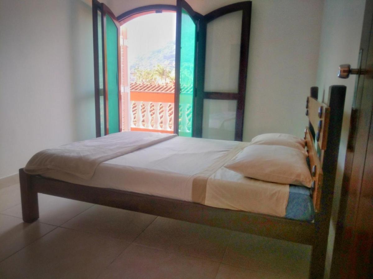 Guest house Ombak *
